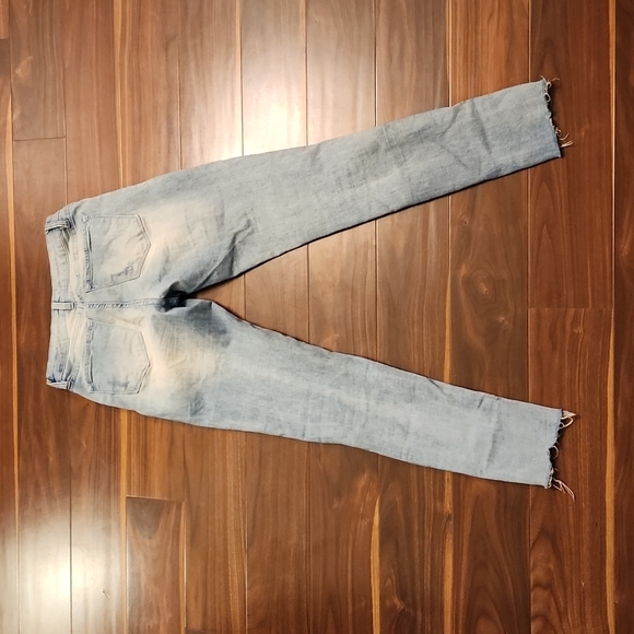 KanCan Distressed Skinny Jeans, size 5/26, in EUC!! - Picture 6 of 12